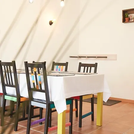 アパート 2 Bedroom Apartment By Ribeira D'Ilhas